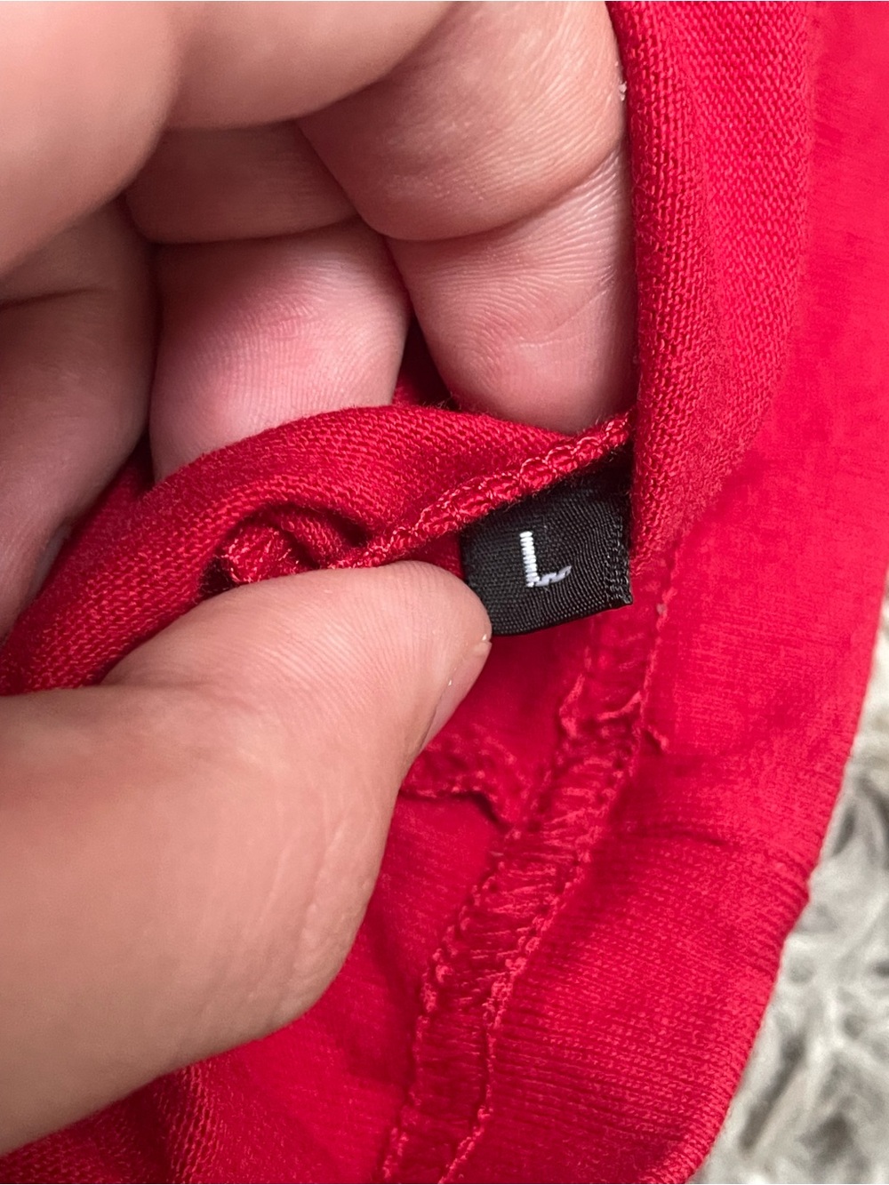 Feature Script Tee in Savvy Red - Picture 4 of 6